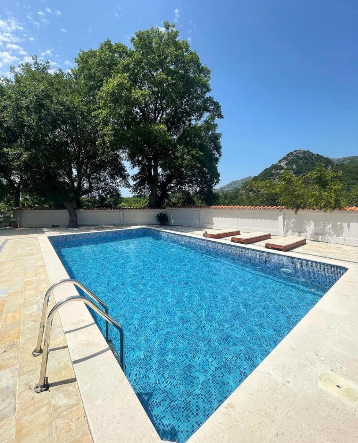 Stars Residence Petrovac Luaran gambar