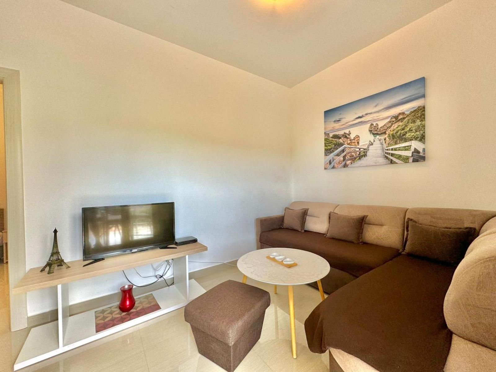 Stars Residence Petrovac Luaran gambar