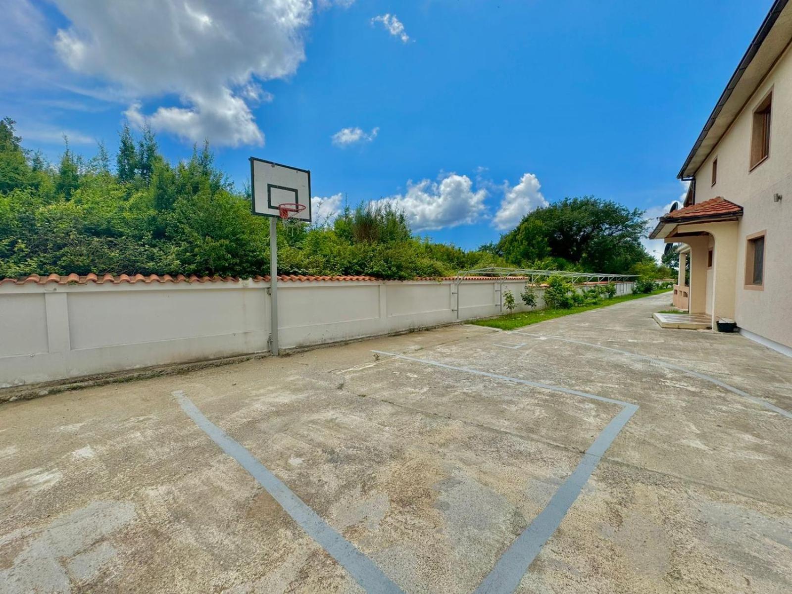 Stars Residence Petrovac Luaran gambar