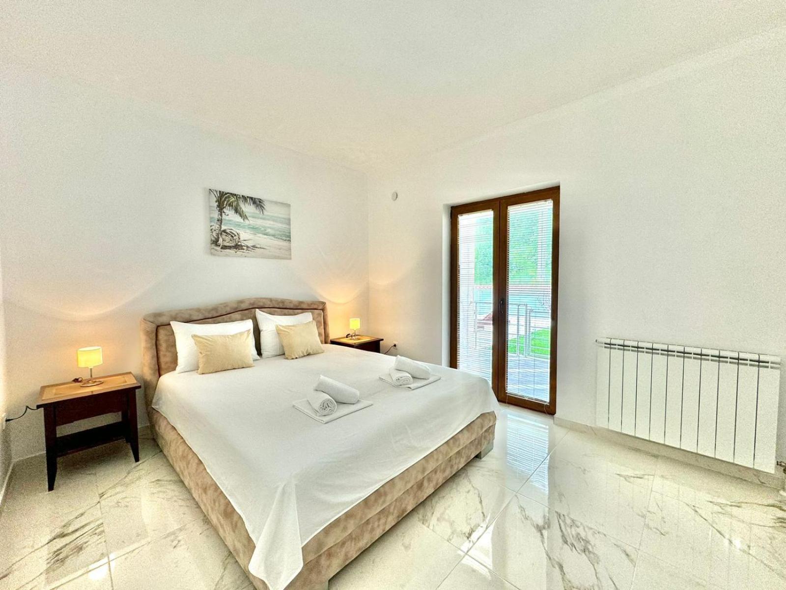 Stars Residence Petrovac Luaran gambar