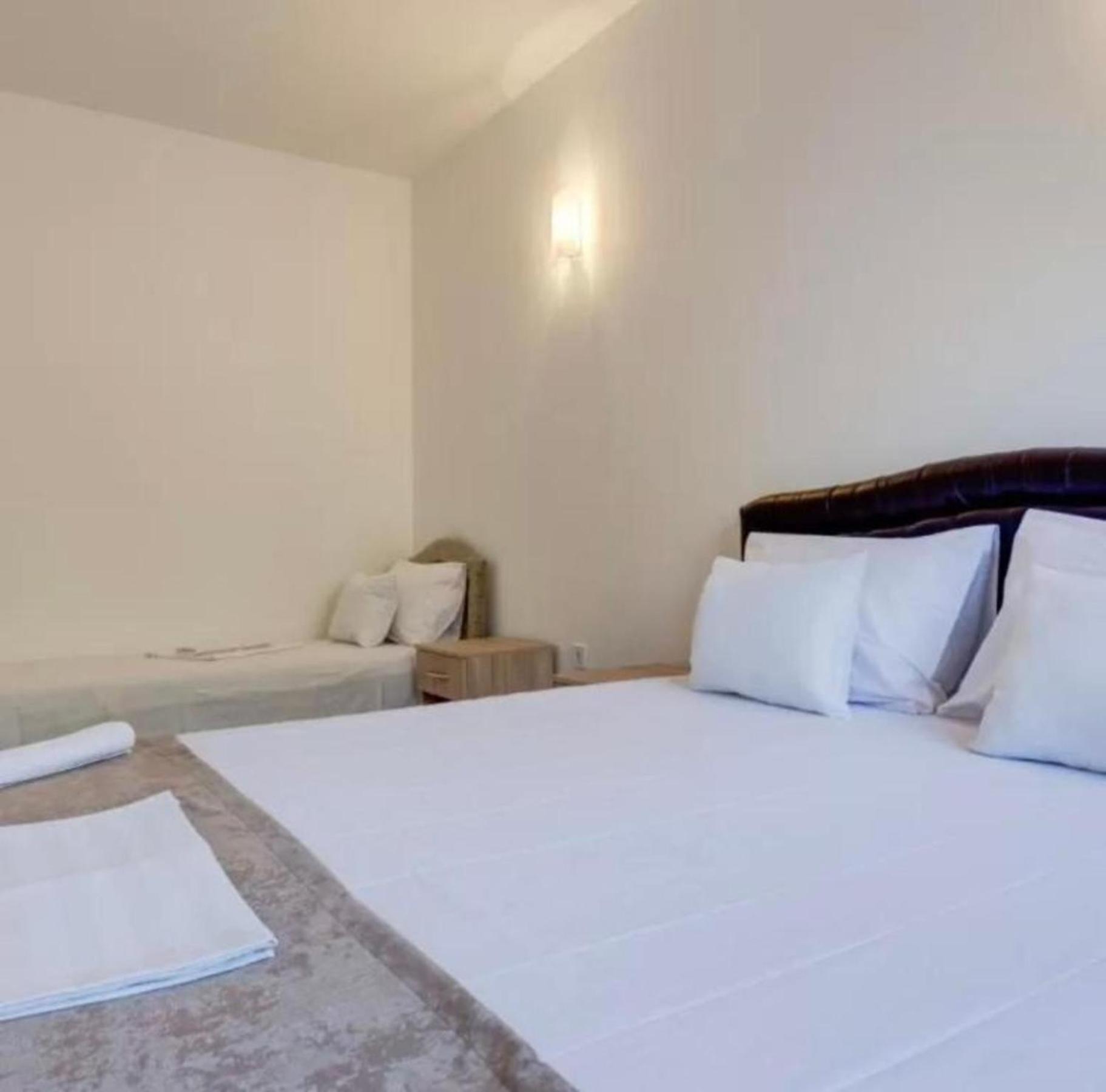 Stars Residence Petrovac Luaran gambar