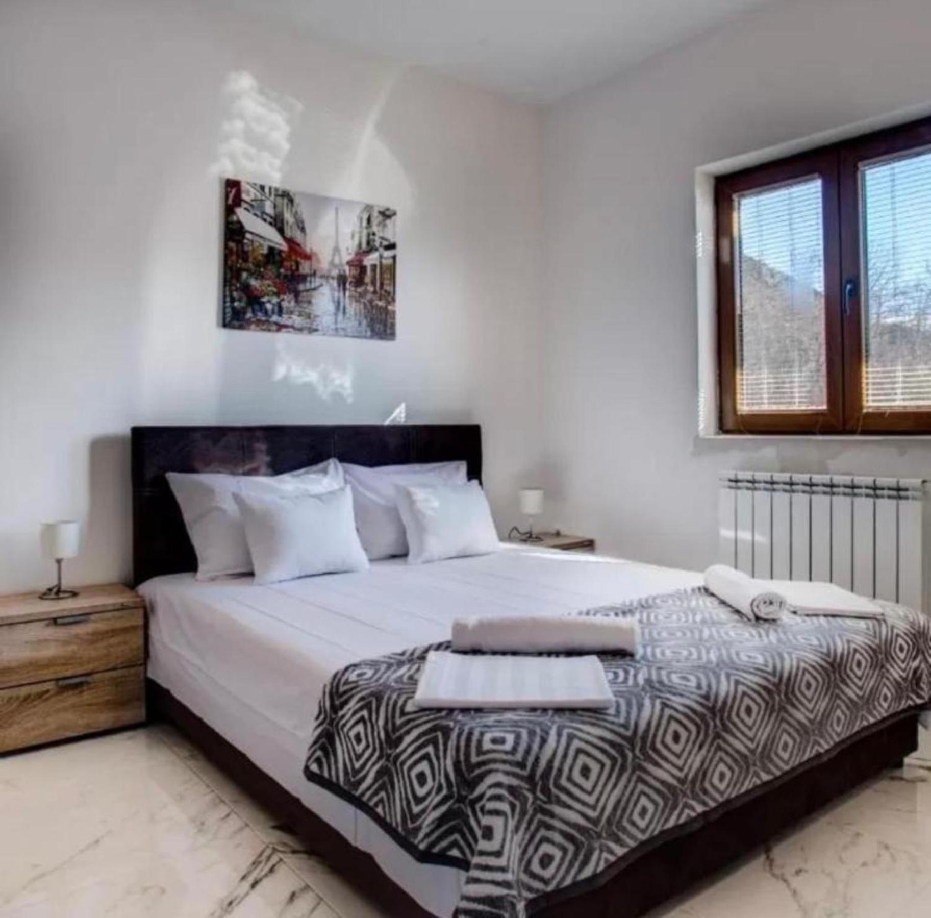 Stars Residence Petrovac Luaran gambar