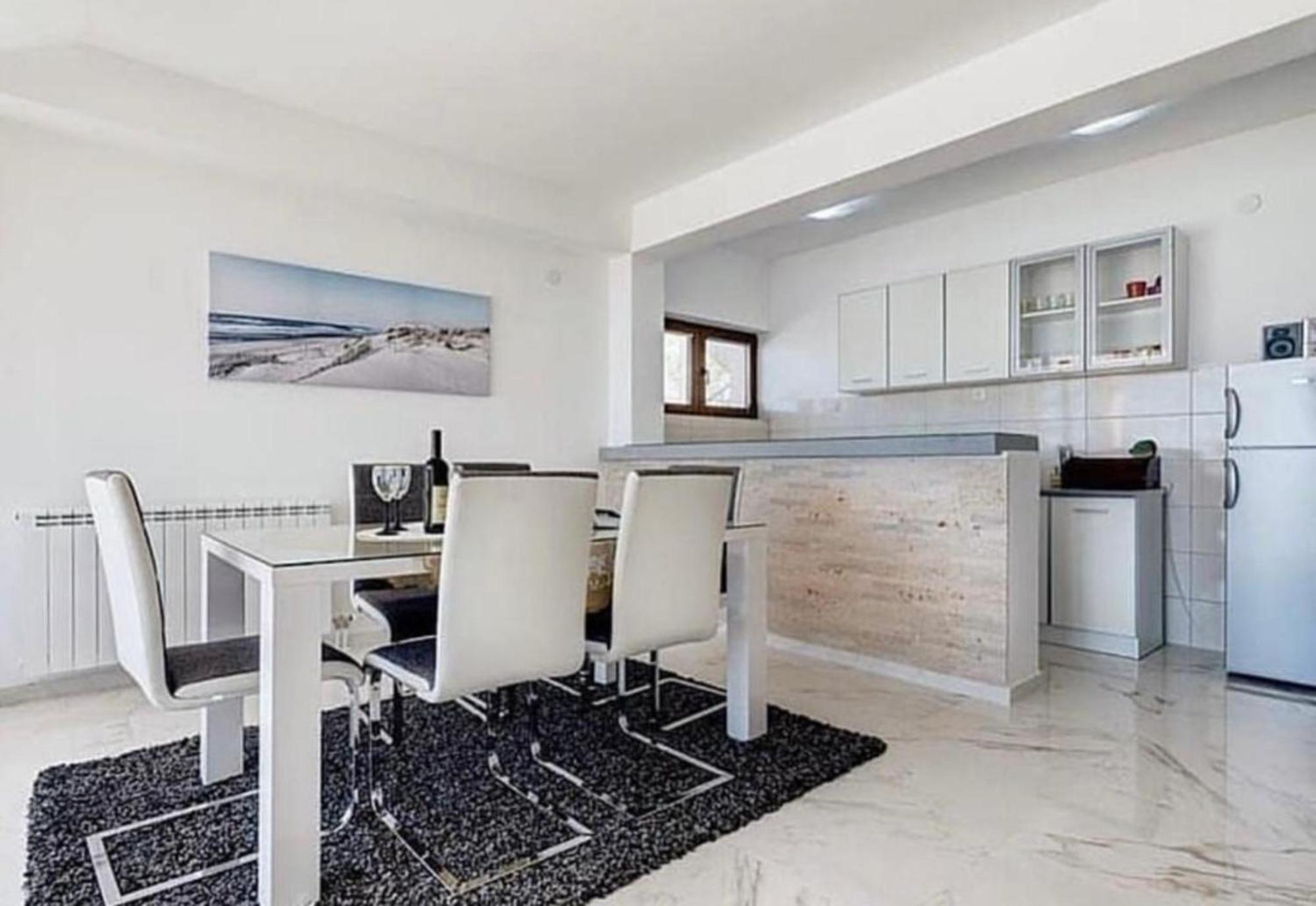 Stars Residence Petrovac Luaran gambar